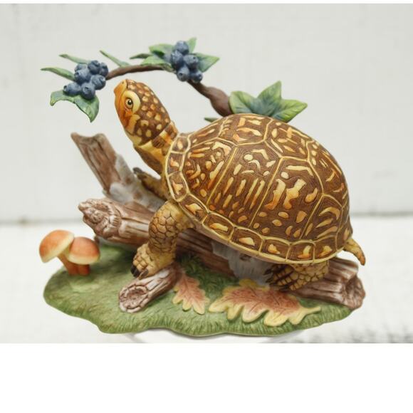 Vintage Lenox Porcelain Fruitful Pursuit "Box Turtle" Figurine - Picture 1 of 5